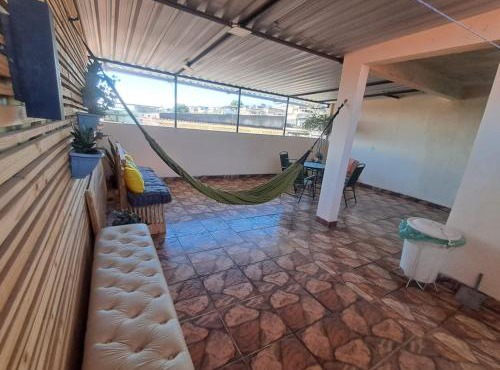 Quarto climatizado a 30km de Copacabana