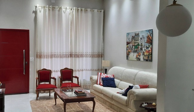 Quarto com Banheiro Anexo de uso Exclusivo