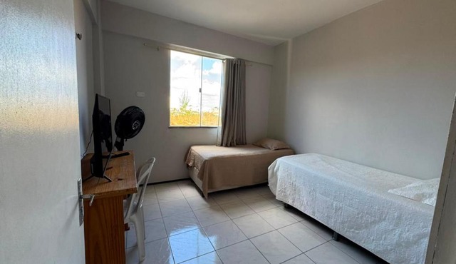 Quarto Duplo Próximo ao Centro, HRV e Convenções