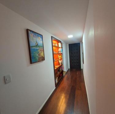 Quarto em apartamento Ipanema