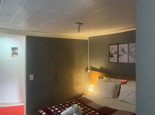 Quarto n°3 de casal sem hidromassagem