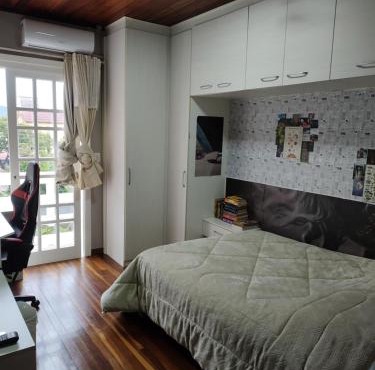 Quarto na Casa dos Bolzoni