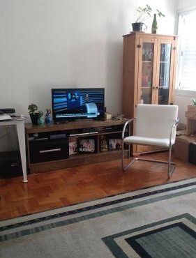 Quarto Privado Com Ar Condicionado e Estacionamento