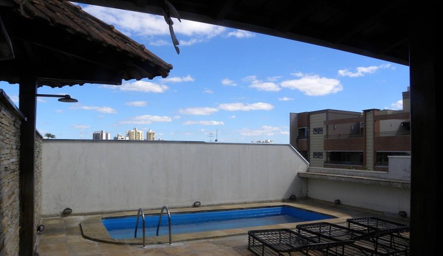Quarto-Suite em residencia alto padrao.
