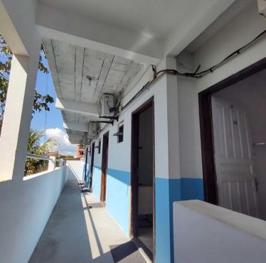 Quarto1 triplo Pousada piscina Praia de Cabuçu BA