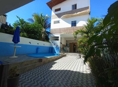 Quarto1 triplo Pousada piscina Praia de Cabuçu BA