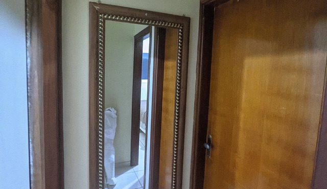 Quartos + Apto Bem Localizado