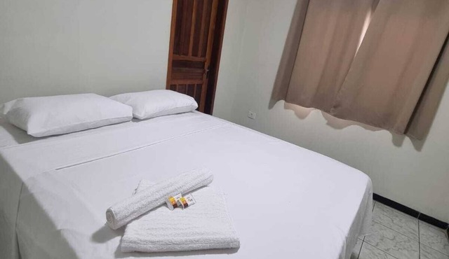 QUARTUS HOTEL