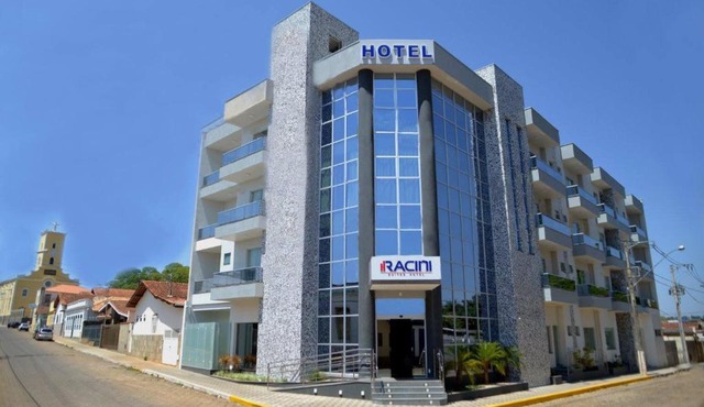 Racini Suites Hotel