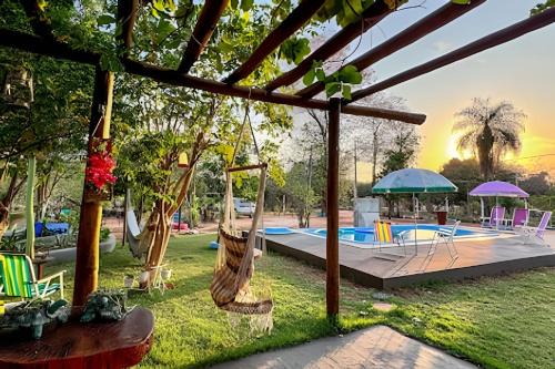 Rancho com piscina e vista para o Paxixi