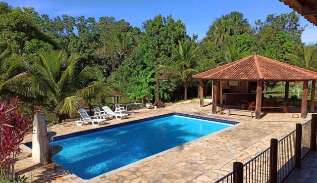 Recanto da Paz property with heated pool.