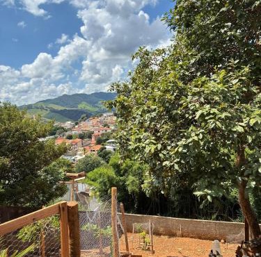 Refùgio e tranquilidade casa próxima do centro