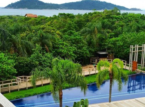 Refúgio VIP Pé na Areia no Campeche - Piscina, Sauna e Academia até 08 pessoas
