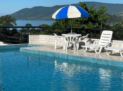 REF#801-Kendy Flats-Pisc na Cobertura com vista mar in Ubatuba