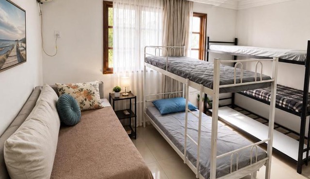 Refugio Raizes Home Hostel