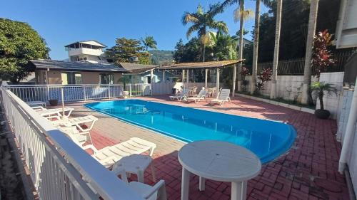Res Diego Marcelo DS2 - Casa Completa 2 Dorm, Piscina, AR, WIFI, Churrasqueira