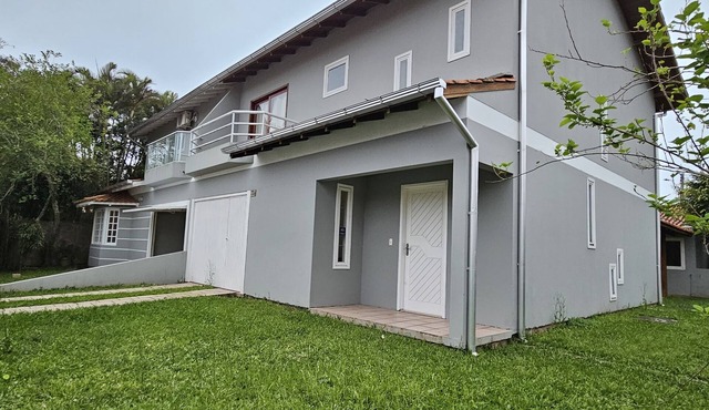 Residencial Beira Mar , casa aconchegante e ampla a 20 metros da praia