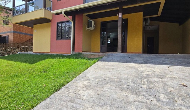 Residential 03 Comfortable, air-conditioned environment, ideal for families.