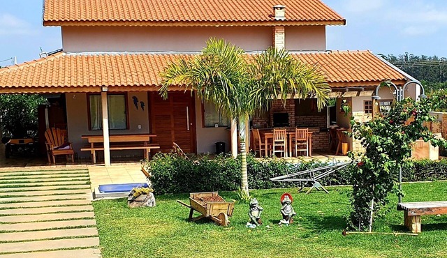 Resort House Air Conditioning, 5G Wi-Fi, Fireplace and Heated Pool in a Leisure Resort