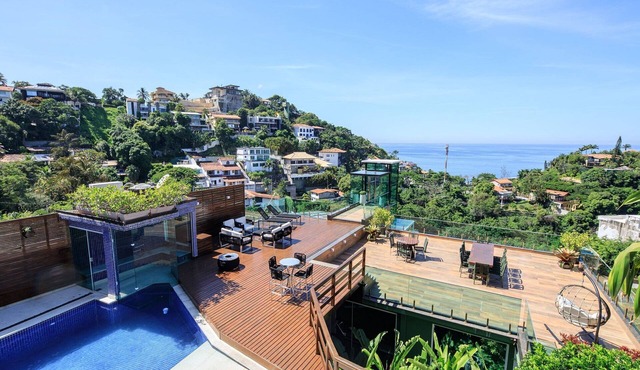 Rio052 - Beautiful villa with spectacular sea views in Joá