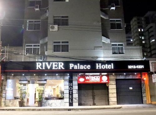 River Palace Hotel