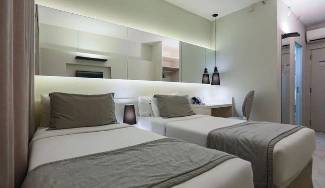 Room Perfect for Couples Travel in Rio de Janeiro - Near Dining & Wellness Spots