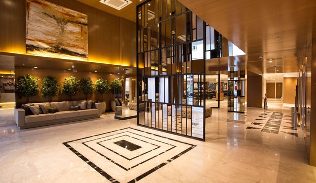 Royal Regency Palace Hotel
