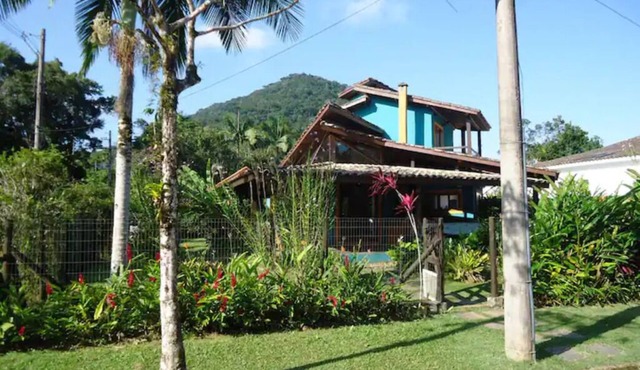 Rustic and cozy house 150 meters from the beach