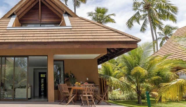 Rustic bungalow-beachfront condominium-017
