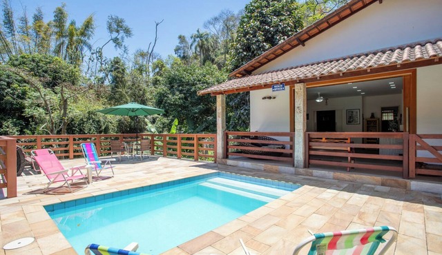Sítio com Piscina, Jogos e Espaço Home Office