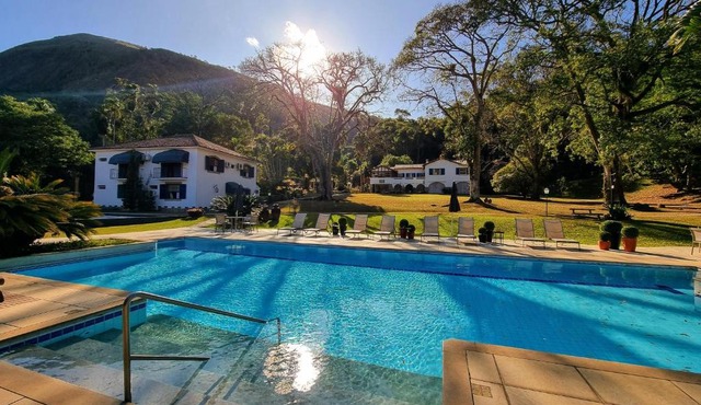 Saison Resort & Spa