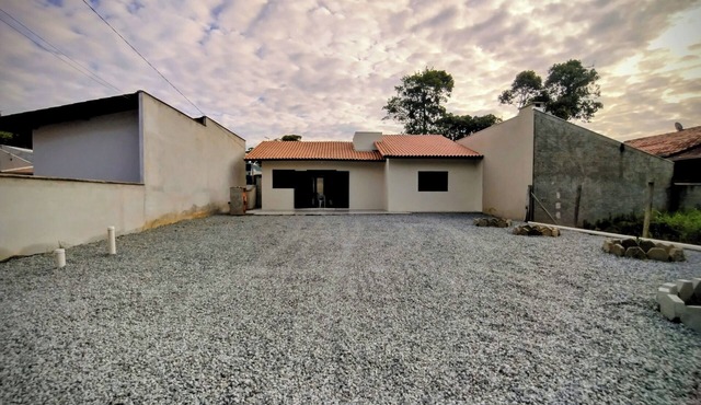 Salinas Beach House - Peace, sea and fun.