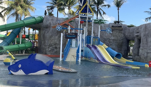Salinas Premium Resort - featuring a bowling alley and tennis court.