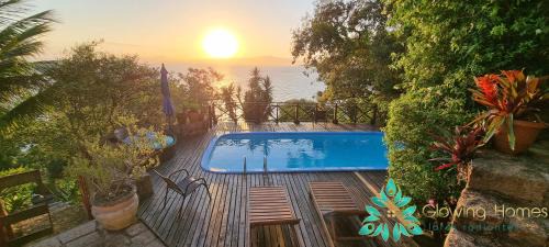 Sambaqui Blue Sunset House