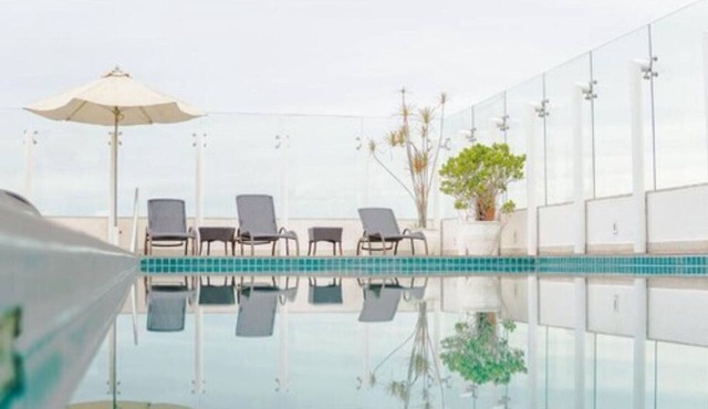 Scenic Rooftop Views & Poolside Relaxation in Rio Branco l Free Breakfast in Acre