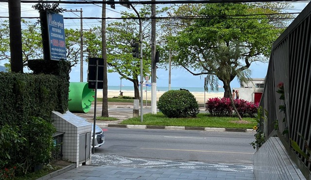 Sea Front Condominium with Garage and Wi-Fi, Gonzaga