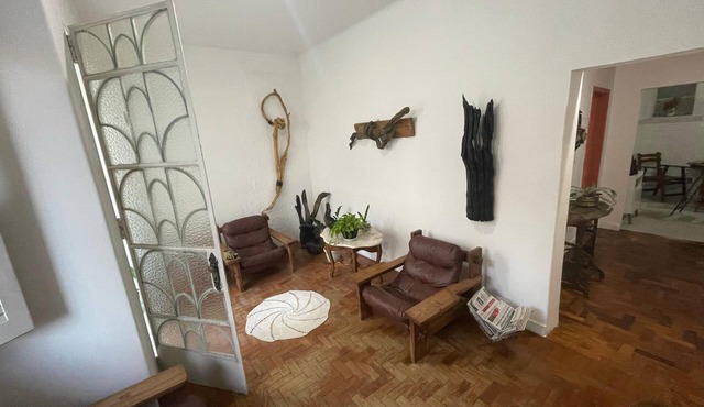 Shared house with parking space in downtown Juiz de Fora