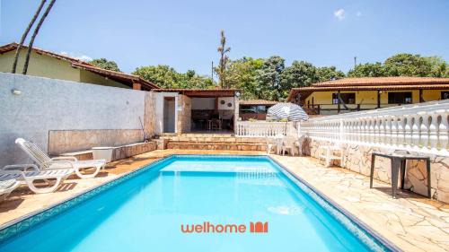 Sitio em Aracariguama com Piscina e Churrasqueira