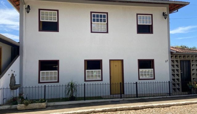 Sobradinho das Flores: where history blossoms! Glaura Royal Road Refuge.