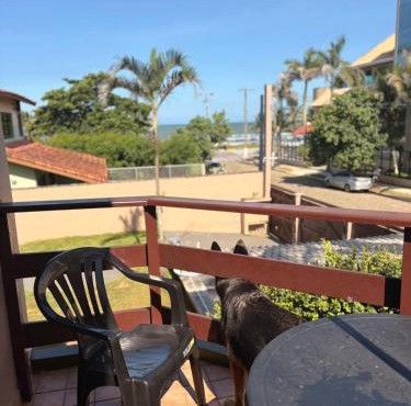 Sobrado a 30m praia com 4 suites, vista mar, Wi fi, Piscina