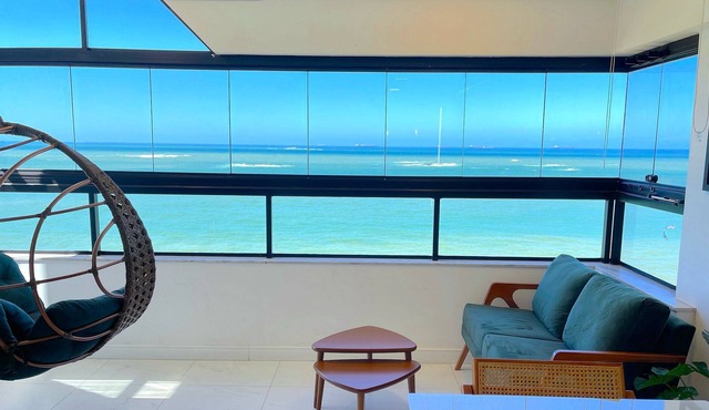 Sophisticated apartment at the sound of the Itapoã sea