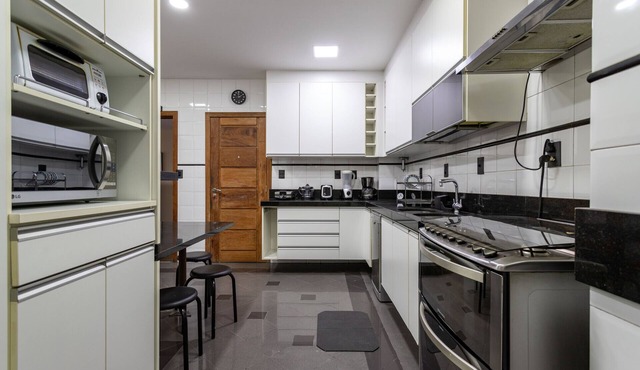 Sophisticated ideal for families in Botafogo | PB202B