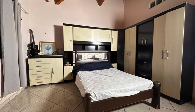 Spacious and comfortable apartment with barbecue and bathtub