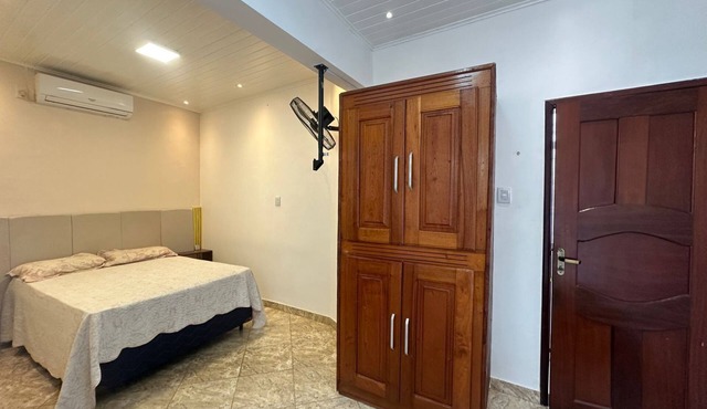 Spacious and cozy suite near Estação das Docas
