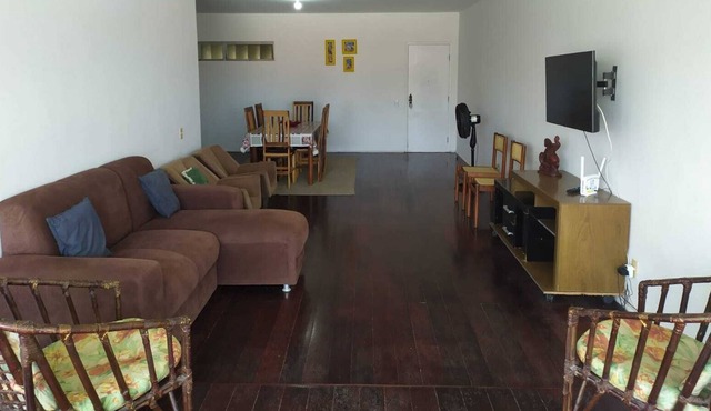 Spacious Apartment in Praia do Futuro with 3 Bedrooms.. sea view