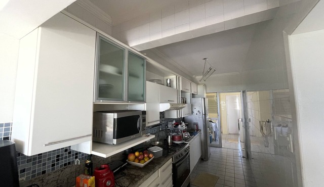 Spacious apartment! Noble seafront area!
