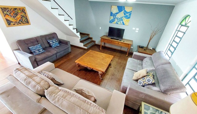 Spacious house next to Quintas do Morumbi