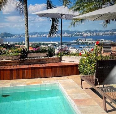 SPECTACULAR Harbourside Villa-POOL-BBQ-6Bedrm