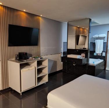Status Motel Perimetral Adults Only