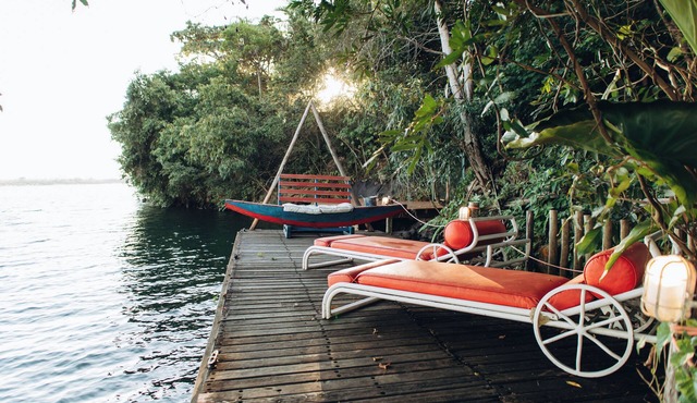 Stay Experience Houseboat with sauna and hot tub, incredible view